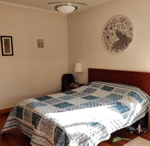 2 Bedroom Floor In