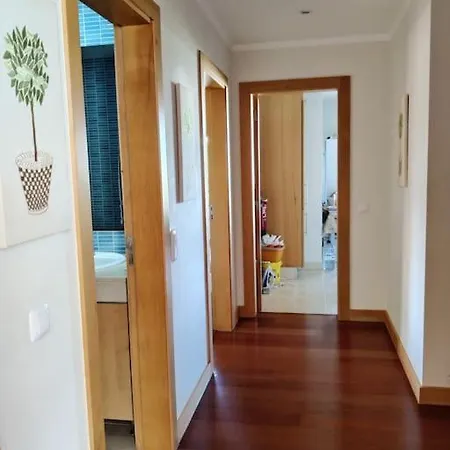 דירה 2 Bedroom Floor In *