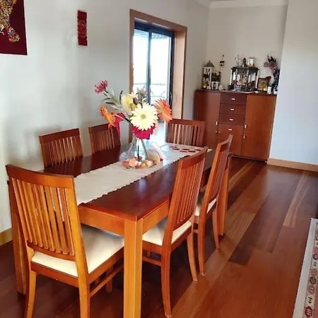 2 Bedroom Floor In אלבופיירה