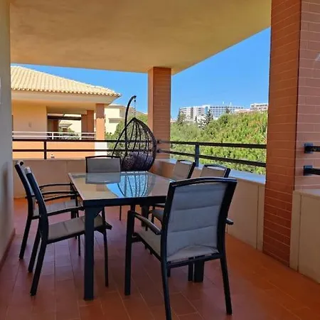 2 Bedroom Floor In Appartement Albufeira